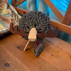 WILD EYE DESIGNS Deer Felt Coaster, 8Pcs, Wooden Holder New Set Christmas Gift r